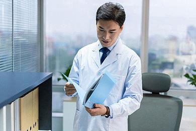 3DM速报：《宝可梦：朱＆紫》将可四人联机 《战神》加入PSN会免